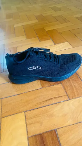 Tênis Esportivo Olympikus 130G Ultraleve Feminino Preto