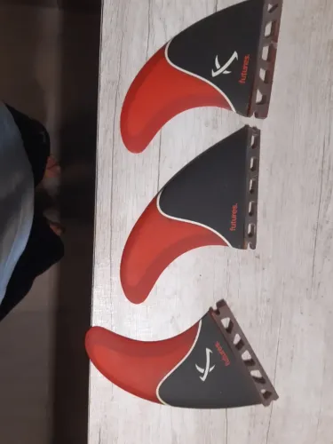 Quilhas Futures Lost tam M importada