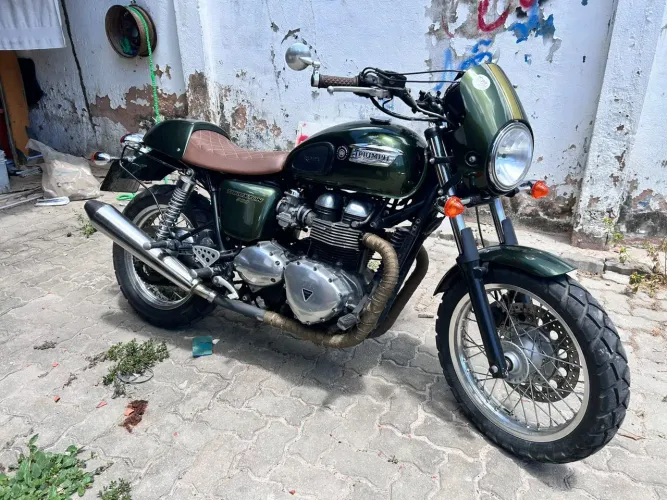 Triumph thruxton 900 2014/2015 27.000km