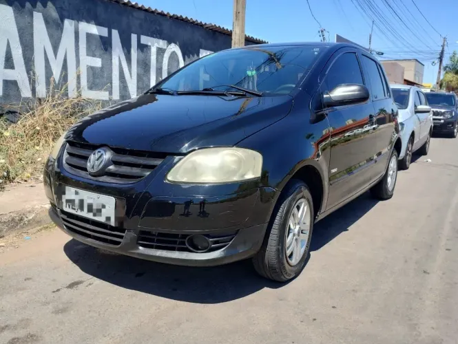 Volkswagen Fox Plus 1.0mi/ 1.0mi Total Flex 8V 4P 2010