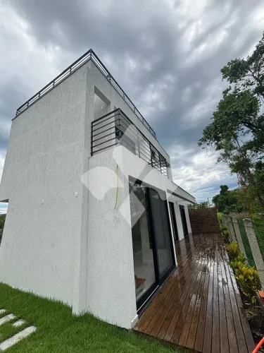 Casa com 3 dormitórios à venda, Praia da Barra - Garopaba/SC