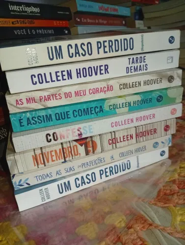 Livros da collen Hoover 35 reais cada um, whats *