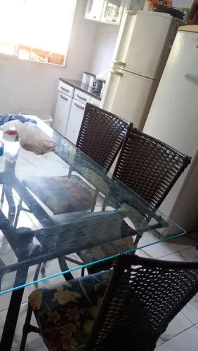 Mesa com Cadeiras