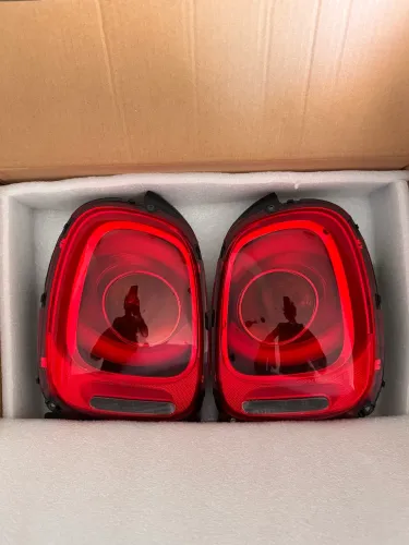Farol traseiro esquerdo e direito Mini Copper 2017