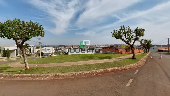 Venda - Terreno em condomínio - Loteamento Residencial Mac Knight - Santa Bárbara D'Oeste 