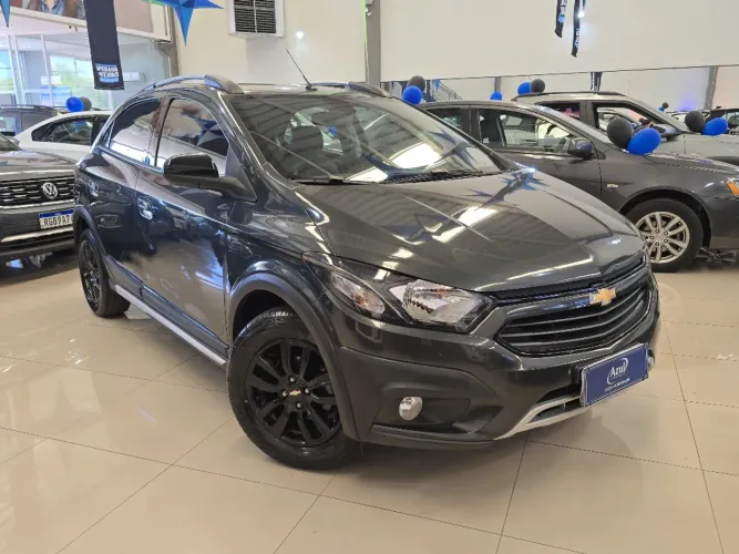 Chevrolet Onix Activ 1.4 8V Flex Mec. 4P 2019