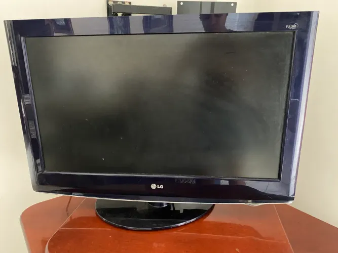 Televisão LG 32?