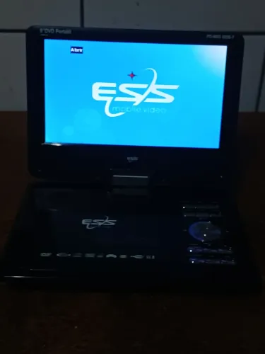 Dvd Portátil ESS com tela LCD 9 polegadas 
