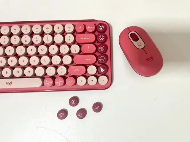 Logitech Pop Keys Teclado + Mouse