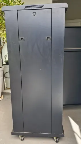 Rack Servidor - Fechado de Piso