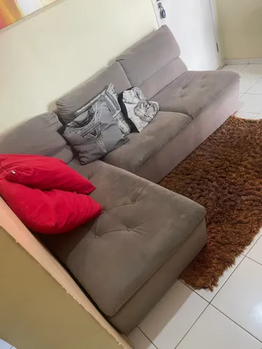Sofá 3 lugares com espreguiçadeira - Ferreira Costa