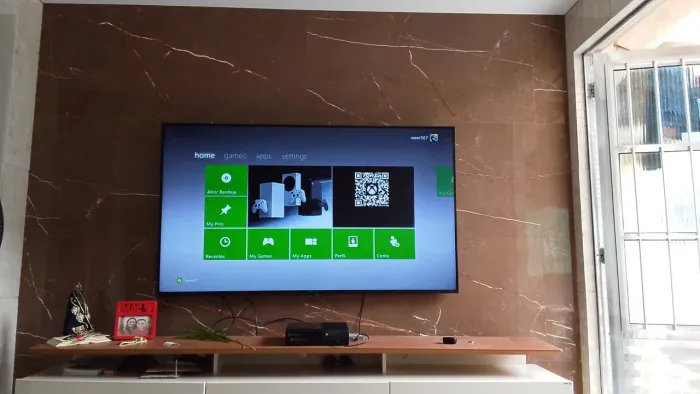 tenho Xbox super slim 360 desbloqueado 