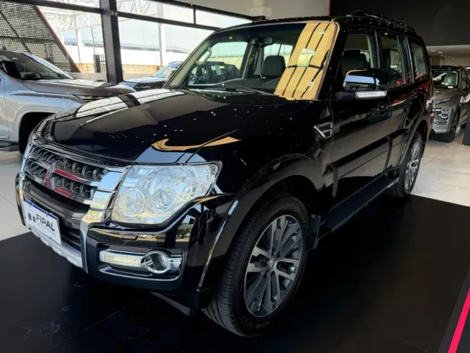 Mitsubishi Pajero HPE Full 3.2 4X4 T.i.dies. 5P AUT 2020
