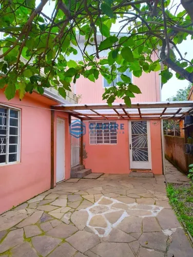 CASA COM TRÊS DORMITÓRIOS NO BELO HORIZONTE