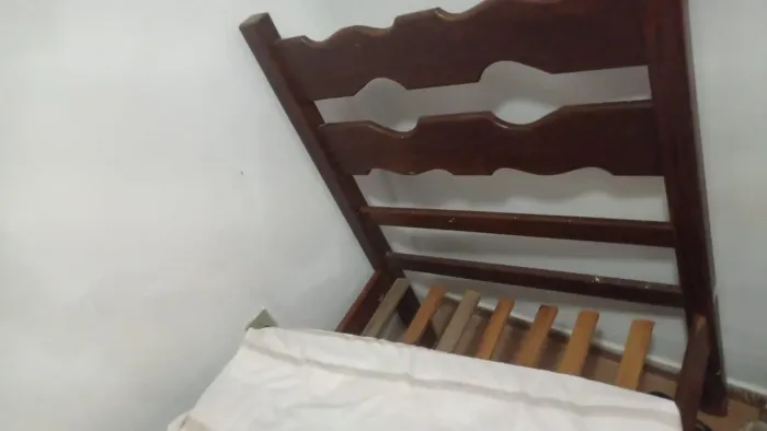 CAMA DE SOLTEIRO