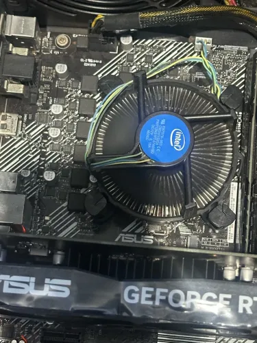 Vendo pc gamer urgente