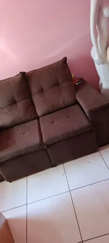 Sofá retrátil reclinável 