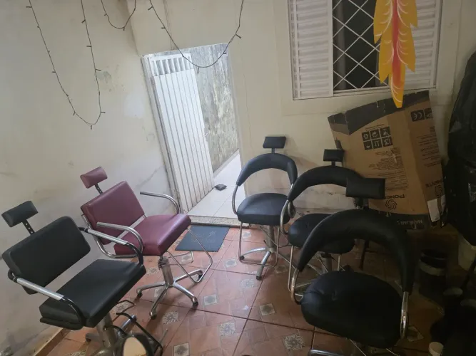 CADEIRAS DE SALÃO DE BELEZA HIDRÁULICAS