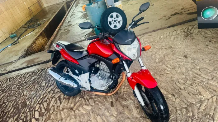 CB 300r
