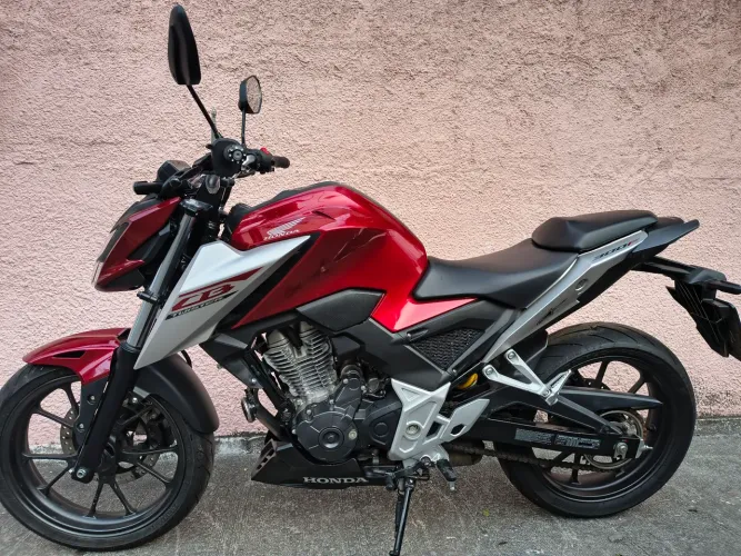 CB 300f Twister Nova