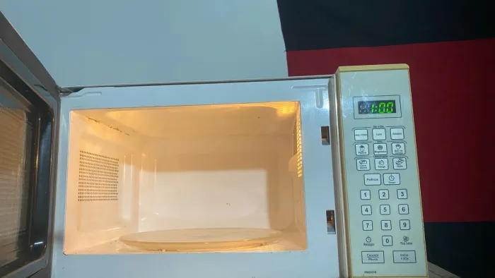 Microondas com defeito 