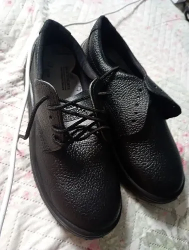 vende bota de serviço nova pra trabalhar tamanho 36
