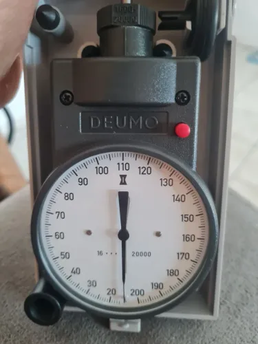 Tacômetro Deumo Germany 24-300