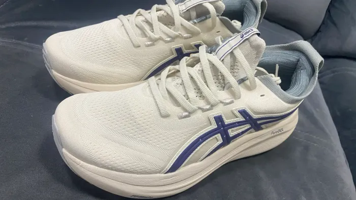 Asics nimbus 27