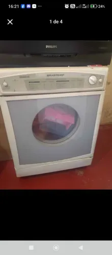 Máquina secadora de roupas