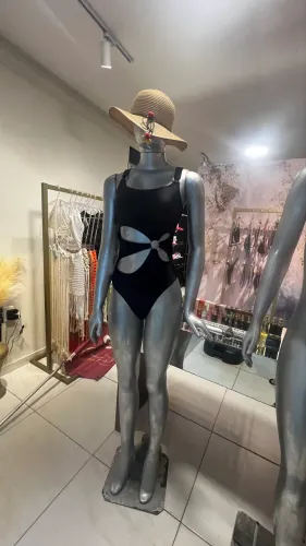 VENDO MANEQUIM