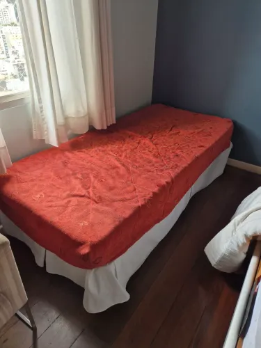 Cama box de solteiro com colchão Orthocrin