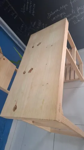 Escrivaninha  os dois neste valor