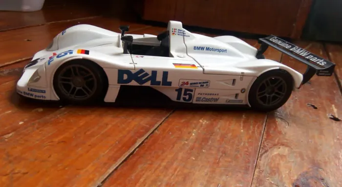 Miniatura BMW V12 LMR 1/18 Campeã 24hs Le Mans 1/18