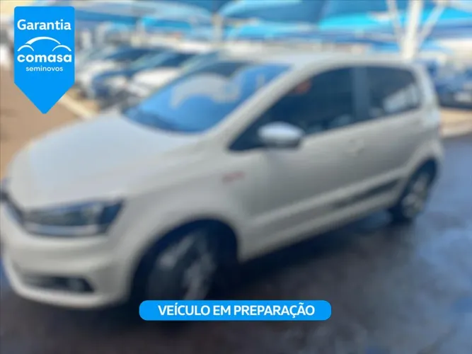Volkswagen Fox Rock IN RIO 1.6 MI Total Flex 8V 5P 2016