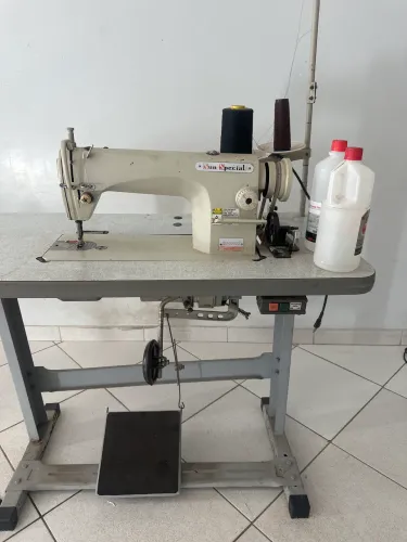 Vendo máquina de costura Sun Special