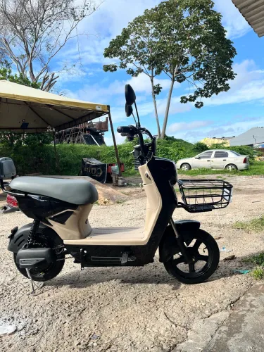 Scooter elétrica