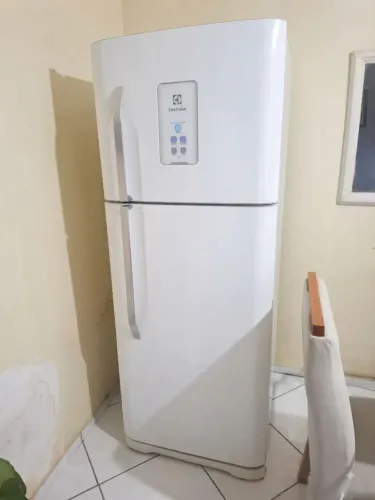 Geladeira Electrolux (PERFEITO ESTADO)