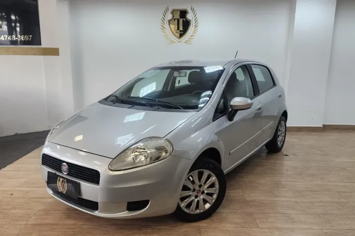 Fiat Punto Attractive 1.4 Fire Flex 8V 5P 2011
