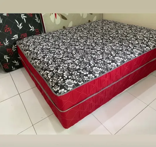 Cama QUEEN. Molas molas