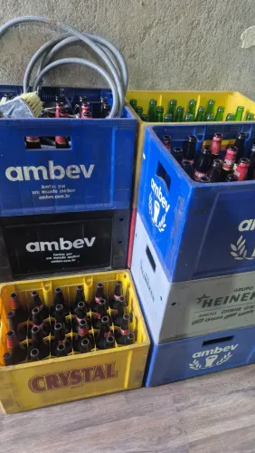 Vendo engradado de cervejas