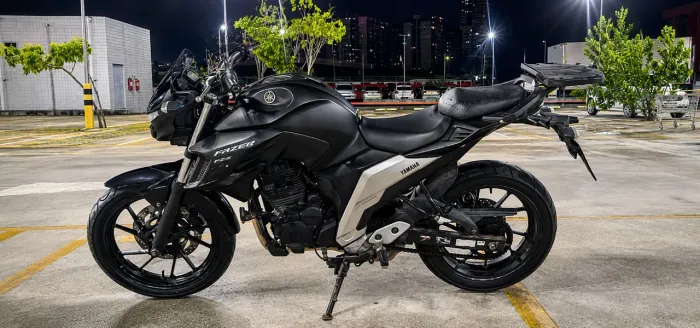 Fazer 250 2022 Preto Quitada 34000 KM Bau incluso | Manual | Chave Reserva
