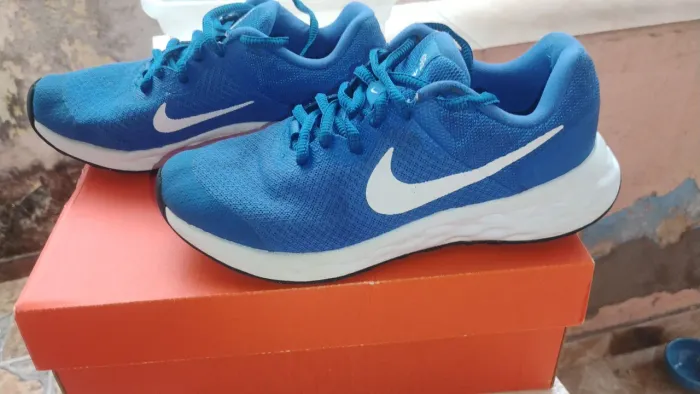 Tênis Nike Azul