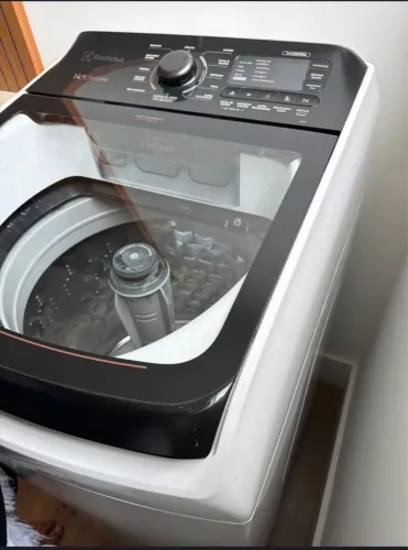 Máquina de Lavar Roupa Electrolux 14kg