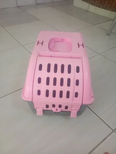 Vendo caixa de transporte de gatos
