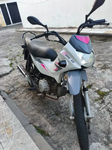 Pop 110 Branca