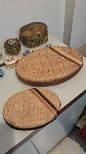 duas antigas portas Caixas ovais medidas 30 e 18 cm