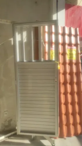 Portão de alumínio branco Novo da loja