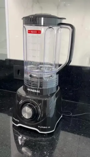 Liquidificador Mondial Turbo III 2,2L Preto - Faca em Aço Inox