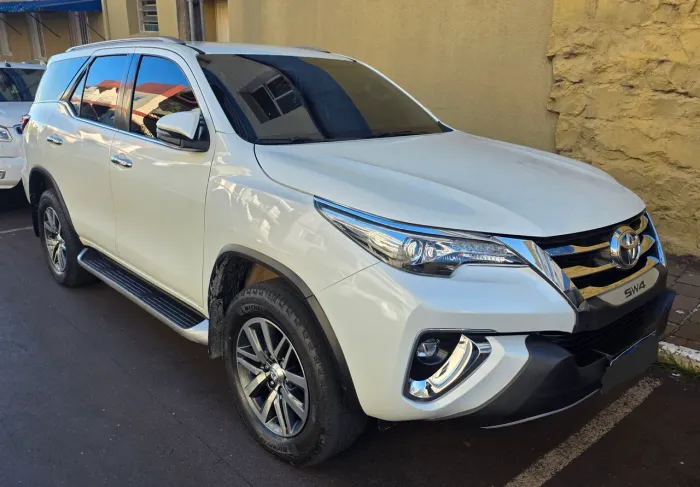 Toyota Hilux SW4 SRX 4X4 2.8 TDI 16V Dies. Aut. 2020