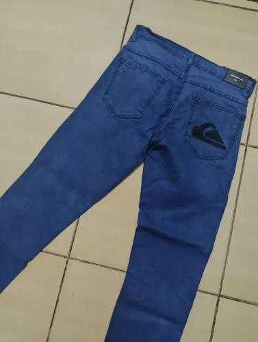 Calça jeans Quiksilver